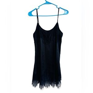 Maurices Black Lace Trim Camisole Slip Tank Top Size Small NWT